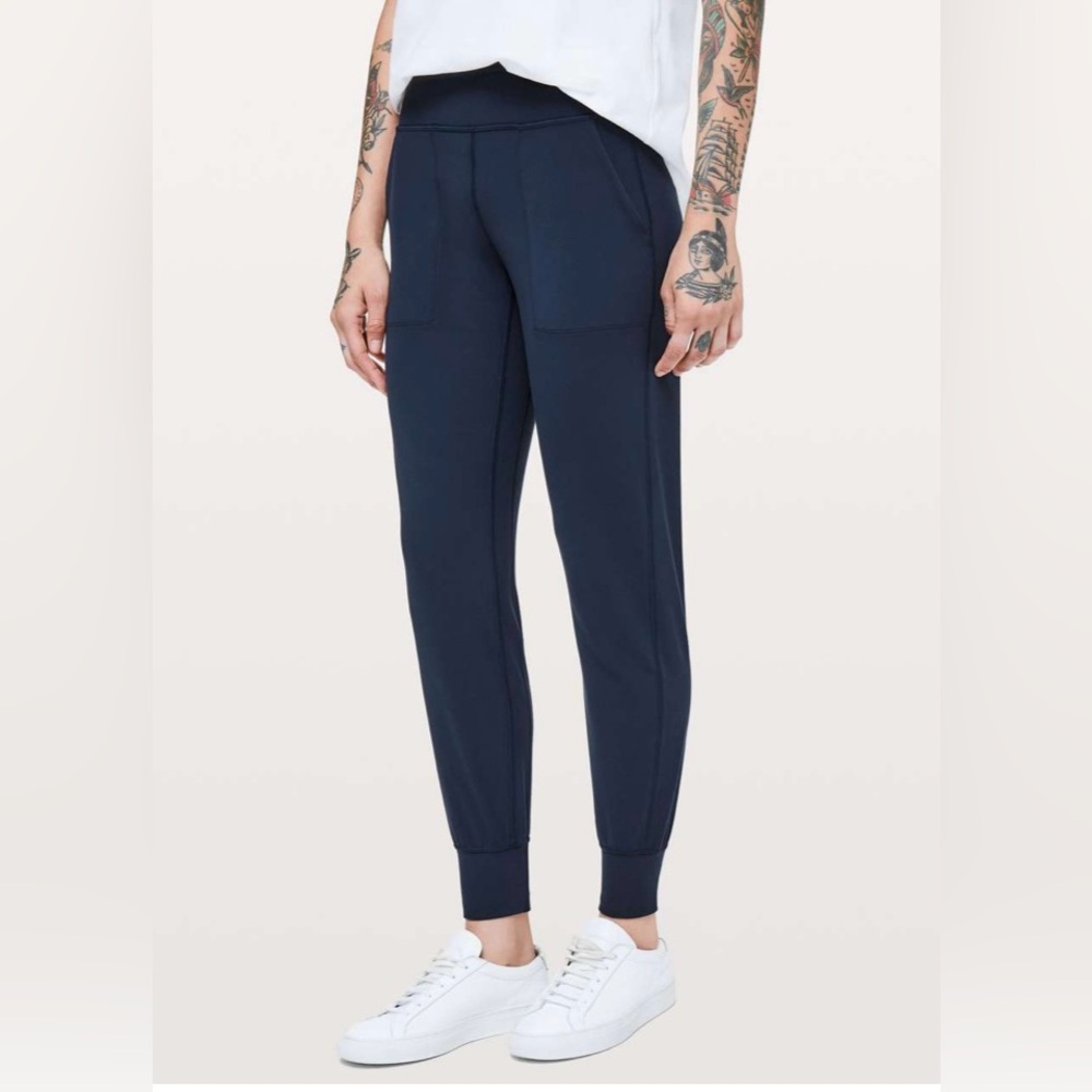 NWT Lululemon Align High Rise Joggers With Pockets True Navy Size 0